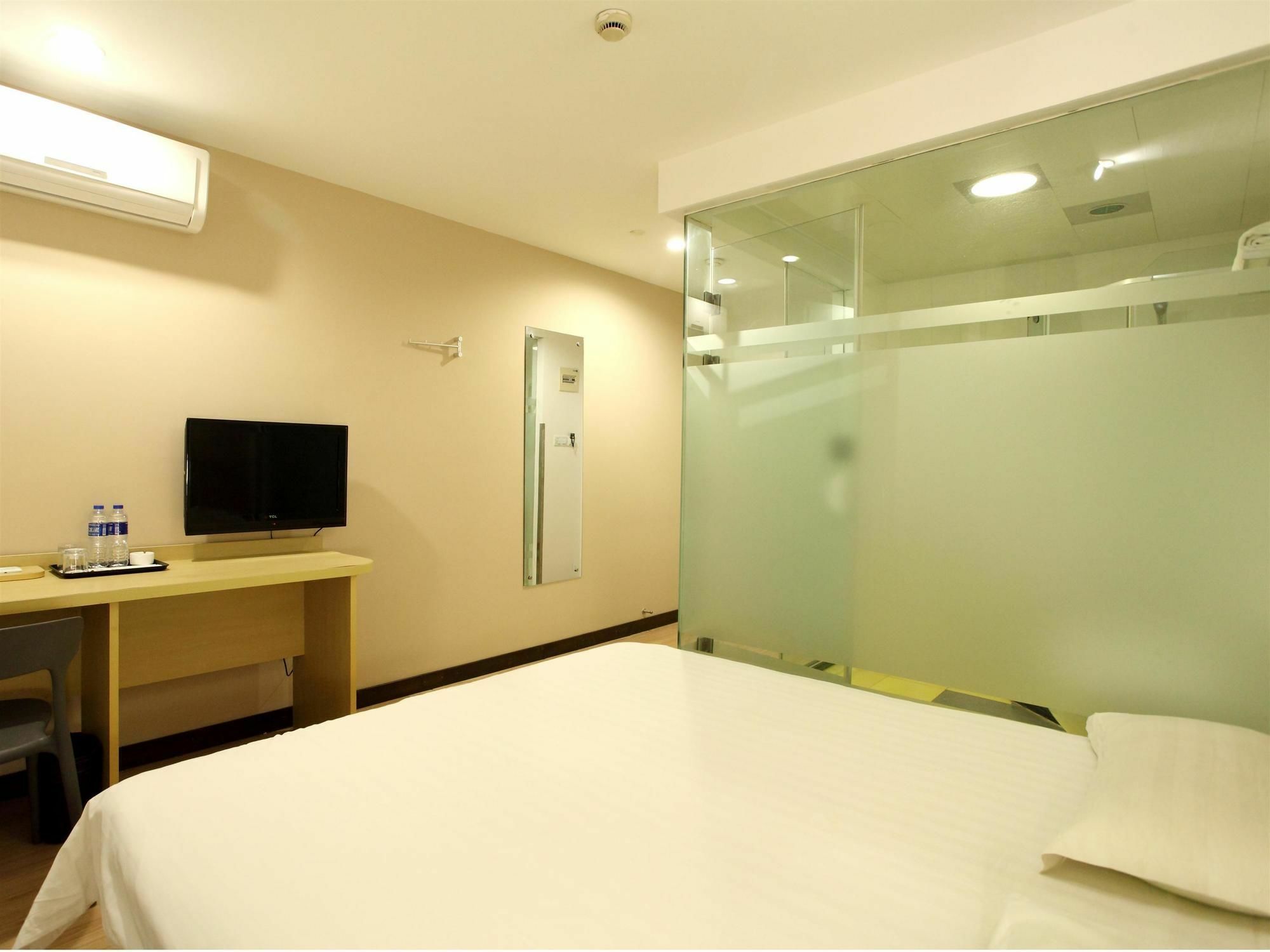 Weijing Express Hotel Changshu Zewnętrze zdjęcie